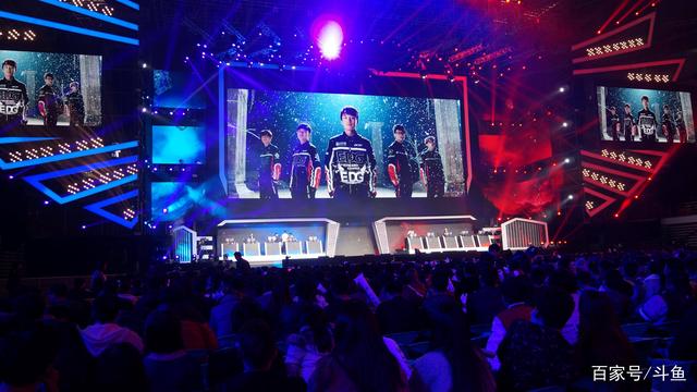 里程碑： GALA LPL第500次出場；Weiwei達成LPL 2500助攻成就